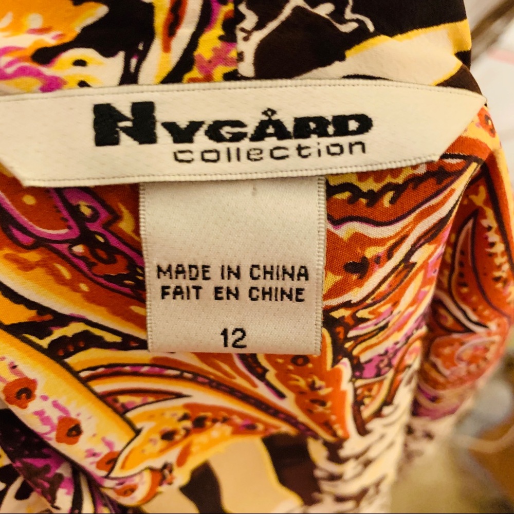 Peter Nygard collection size 12 silk blouse